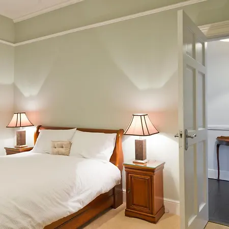 The George Bernard Shaw Dublin